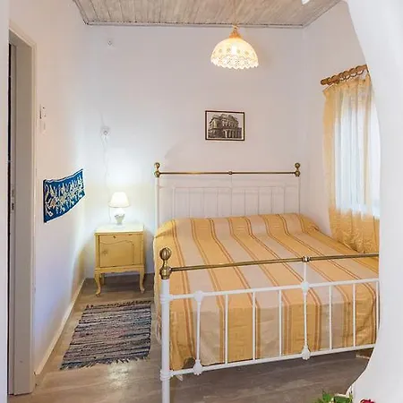 فيلة Argo, Feakia