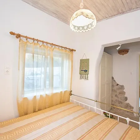 Argo, Feakia Agios Gordios (Corfu)